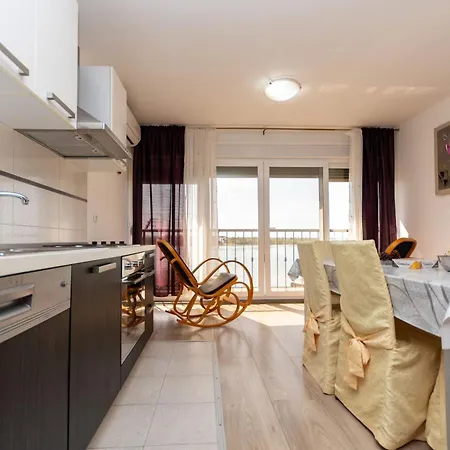 Vala Batalaza Apartment