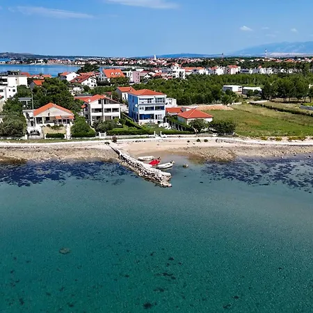 Apartment Vala Batalaza *